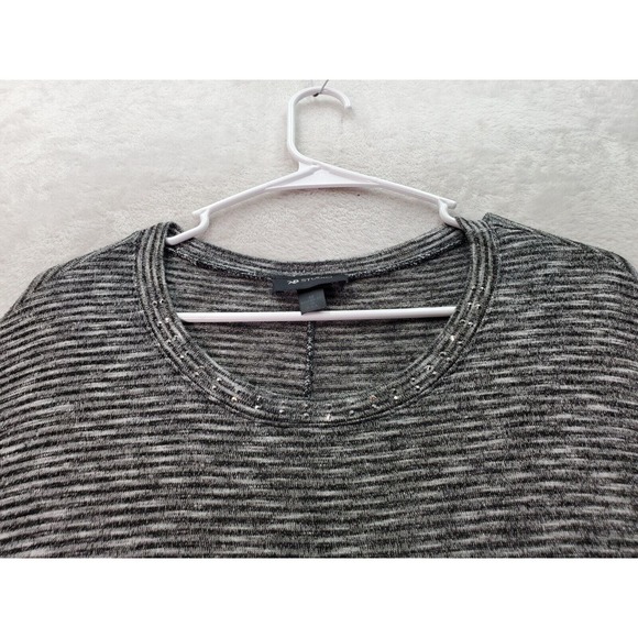 AB Studio Blouse Top Womens Size Medium Gray Striped Knit Rhinestone Round Neck - Picture 4 of 6